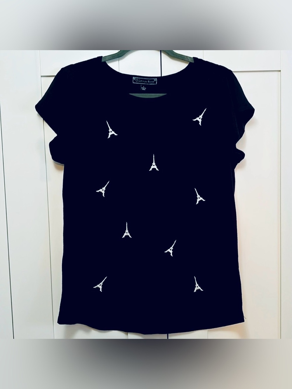 Black & White Embroidered Eiffel Tower Paris Crewneck Top Sz LG NWOT